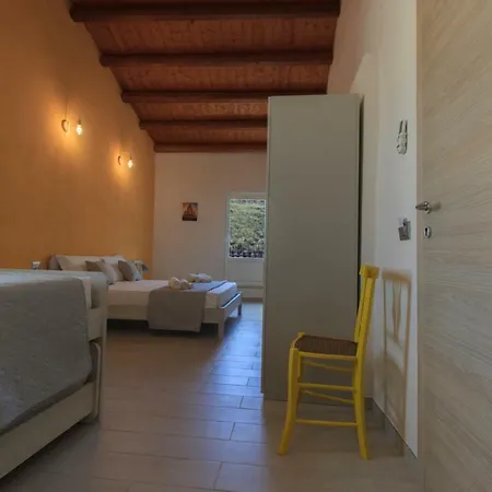 Il Sentiero Dell'itria - Con Vista Affittacamere 4*