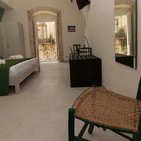 Il Sentiero Dell'itria - Con Vista Гостевой дом 4*